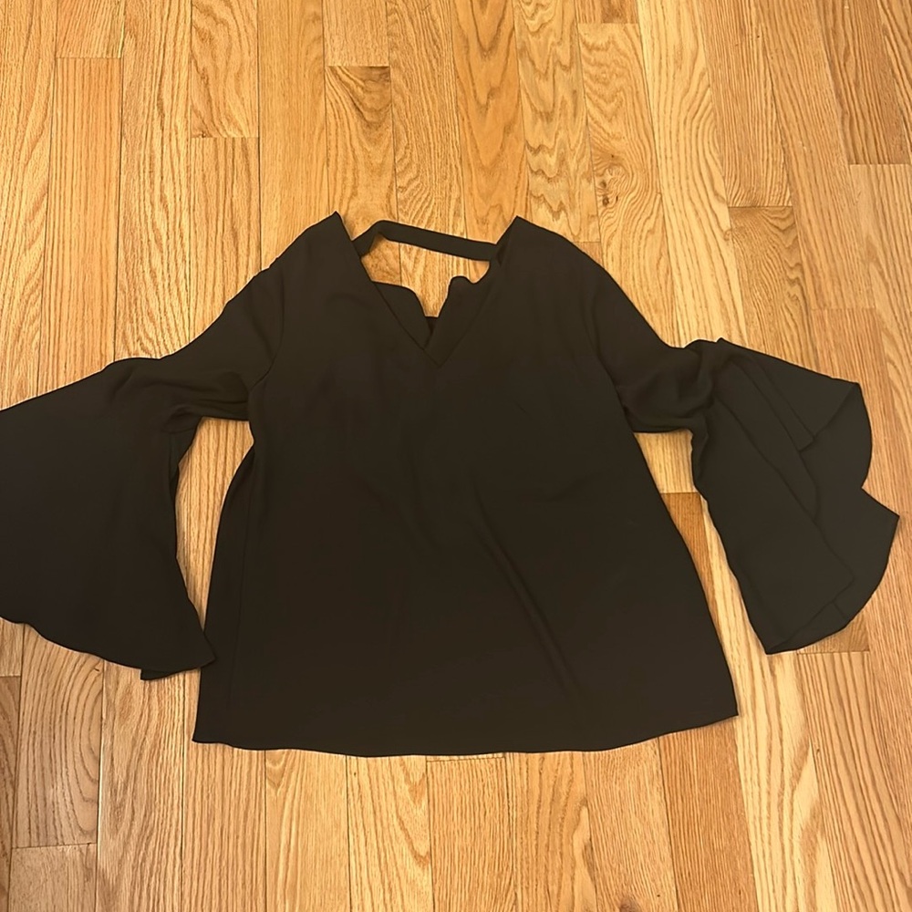 New with tags White House Black Market Elsa Bell Sleeve Blouse Sz 10